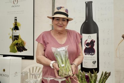 Feria del Espárrago celebrado en Tudela de Duero. PHOTOGENIC