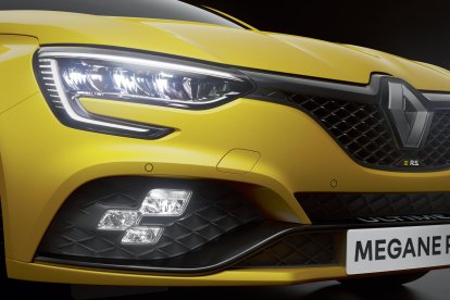 Renaul Megane Ultime. -RENAULT