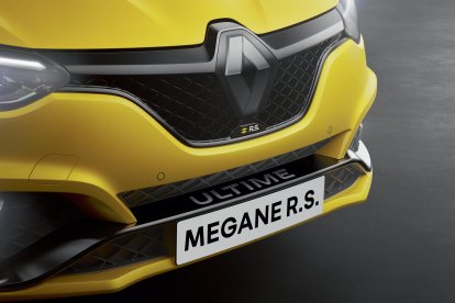 Renaul Megane Ultime. -RENAULT