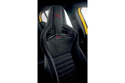 Renaul Megane Ultime. -RENAULT