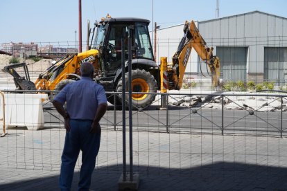 Obras en el túnel de Labradores. -J.M. LOSTAU