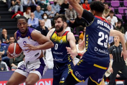 UEMC Real Valladolid Baloncesto - Andorra. / PHOTOGENIC