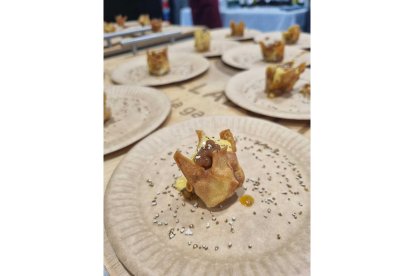 Tapas elaboradas por los cocineros vallisoletanos. / E. M.