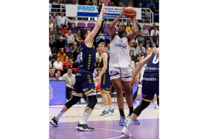 UEMC Real Valladolid Baloncesto - Andorra. / PHOTOGENIC