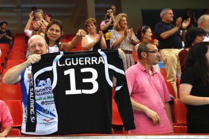 Aula-Zuazo y despedida de varias jugadoras. / LOSTAU
