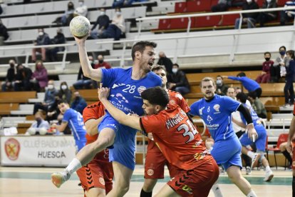 Bada Huesca - Recoletas Atlético Valladolid. / LOF