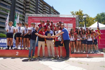 Podium Escolar Cadete. FETRIValladolid 23