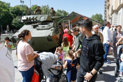 Celebración del Día de las Fuerzas Armadas en Valladolid.- J. M. LOSTAU