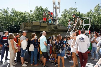 Celebración del Día de las Fuerzas Armadas en Valladolid.- J. M. LOSTAU
