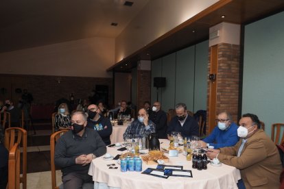 Desayunos de la APDV desde la Real Sociedad Hípica. / M. G. E.