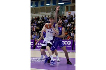 UEMC Real Valladolid Baloncesto - HLA Alicante. / PHOTOGENIC
