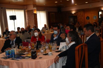 Desayunos de la APDV desde la Real Sociedad Hípica. / M. G. E.