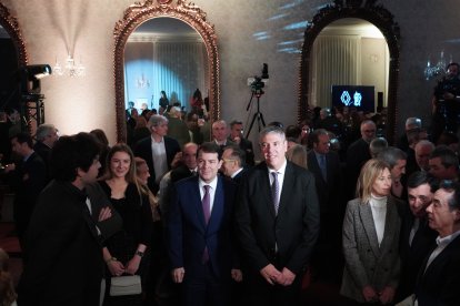 Despedida de José Vicente de los Mozos en el Teatro Calderón de Valladolid. ICAL