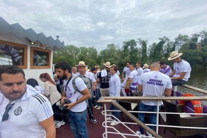 Celebración del ascenso del Real Valladolid. / G.V.