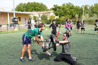 Exhibición previa a la II edición del Torneo de Jugger de Fiestas de Valladolid. -ICAL