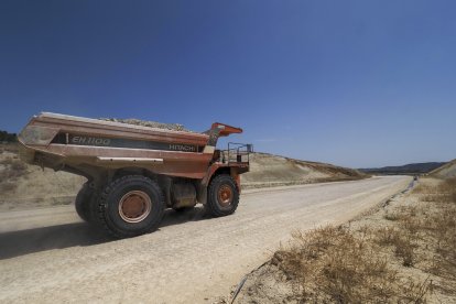 Obras de la autovía del Duero en la zona de Valbuena de Duero. PHOTOGENIC/MIGUEL ÁNGEL SANTOS