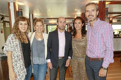 María Negro, Arancha Zamacola, Julián Rodríguez, Sara Gil, Santiago Mora (Denominación de Origen Rueda).
