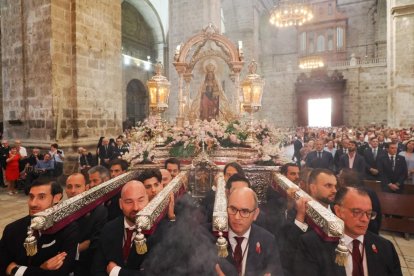 Procesión y misa solemne en honor a Nuestra Señora de San Lorenzo, patrona de Valladolid. PHOTOGENIC