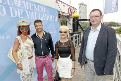 osa María Casero, Juan Carlos Carrasco, Celina Gutiérrez, Jose Antonio Fernández. (prensa Guardia Civil)