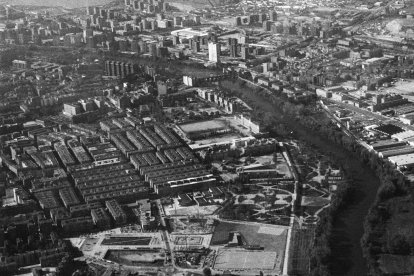 JUAN MIGUEL LOSTAU. 14/12//2022. VALLADOLID. COMUNIDAD DE CASTILLA Y LEÓN. BARRIO DE LA RONDILLA. VISTA AÉREA DE LA RONDILLA EN 1996