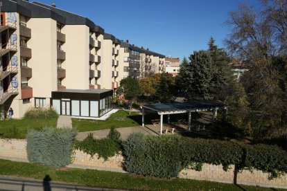Carretera de Rueda, residencia pública asistida de la tercera edad La Rubia.- J.M. LOSTAU