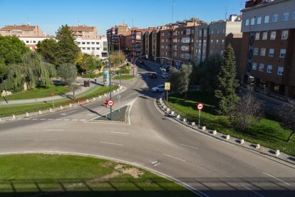 Carretera de Rueda.- J.M. LOSTAU