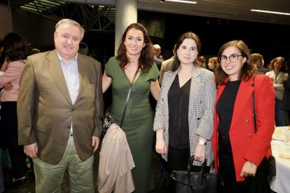 Gala de los Premios Innovadores de El Mundo-Diario de Castilla y León. PHOTOGENIC
