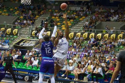 Zunder Palencia - UEMC RV Baloncesto. M. G.