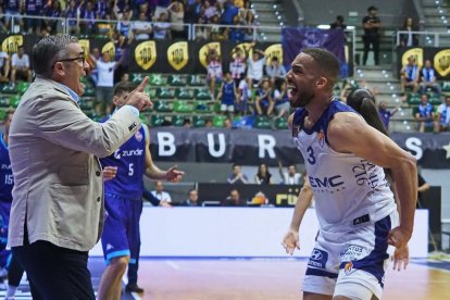 Zunder Palencia - UEMC RV Baloncesto. M. G.
