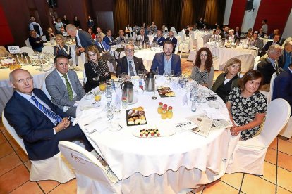 Alberto Palomino, Zosimo Gallego, Marian Martín, Juan Useros, Francisco Sardón, Beatriz Dieguez y Ana Isabel Pérez.