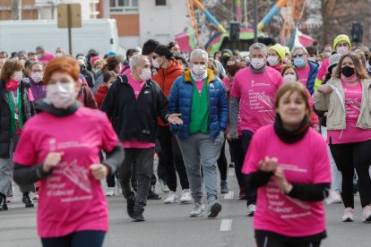Marcha de la mujer en Arroyo de la Encomienda.- J. M. LOSTAU