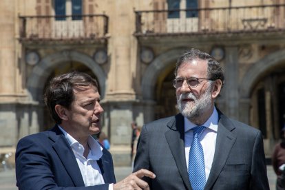 El expresidente del Gobierno Mariano Rajoy y el presidente del PPCyL , Alfonso Fernández Mañueco visitan Salamanca. ICAL