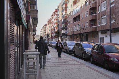 Calle Nueva del Carmen del barrio La Pilarica de Valladolid.- J. M. LOSTAU