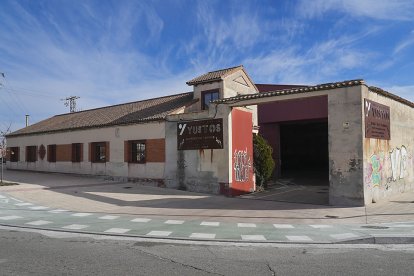 Ferroindustria Yustos del barrio La Pilarica de Valladolid.- J. M. LOSTAU