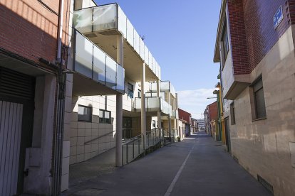 Calle Julián Humanes del barrio La Pilarica de Valladolid.- J. M. LOSTAU