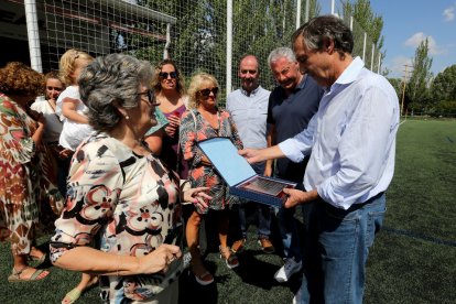 Reconocimiento a Borja Lara. / M. Álvarez
