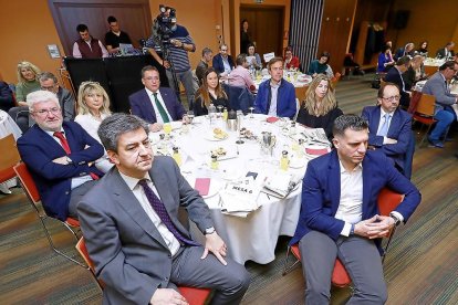 Miguel García (Vodafone), José Luis Álvarez (Acor), Ana Luquero (El Mundo CyL), Agustín Pérez (Caja Rural Salamanca), Ana Morán y Alfonso Casado (Todo Embalaje), Sandra Martínez y Pablo Riol (Iberaval) y Raúl Grande (Vodafone).