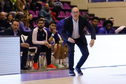 UEMC Real Valladolid Baloncesto - Almansa. / LOSTAU