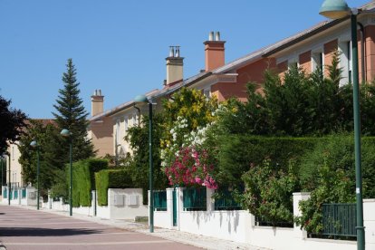 Calle Fidelio en el barrio de Fuente Berrocal. J.M. LOSTAU