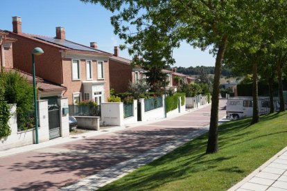 Calle Electra en el barrio de Fuente Berrocal. J.M. LOSTAU