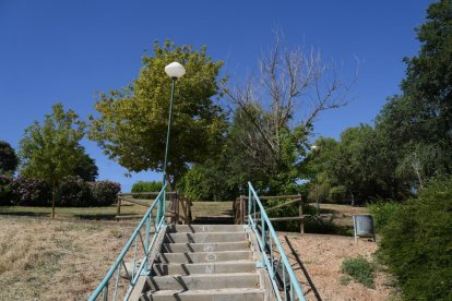 Parque en el barrio de Fuente Berrocal. J.M. LOSTAU