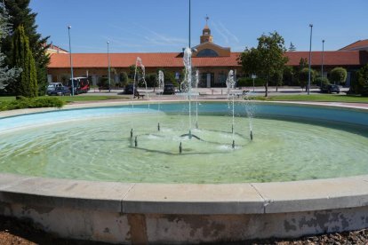 Plaza de la Ópera en el barrio de Fuente Berrocal. J.M. LOSTAU
