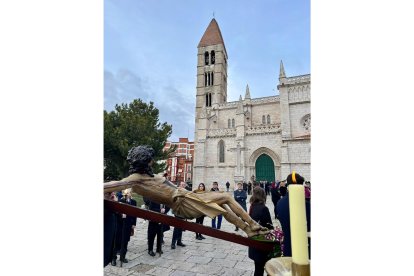 Vía Crucis procesional del Cristo de los Carboneros. COFRADÍA DE LAS ANGUSTIAS