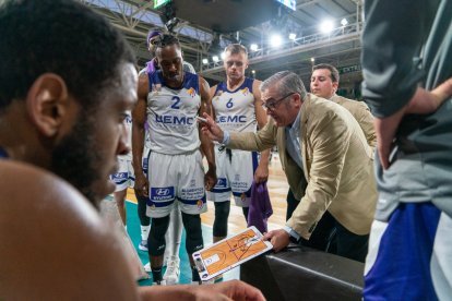 Cáceres - UEMC RV Baloncesto. / LOF