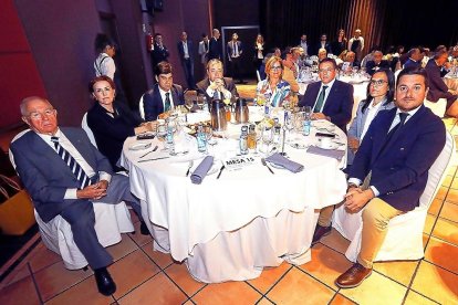 Jesús Yllera (Bodegas Grupo Yllera), Ana Hernando (GSK), Manuel Rubio, Salvador Jorge y María José Rivera (España-Duero), Agustín Pérez (Caja Rural de Salamanca), Noelia García y Alberto Magdaleno (Diputación Valladolid).