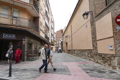 CALLE DE ISIDRO POLO. J. M. LOSTAU