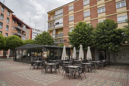 PLAZA DE LA PAZ. J. M. LOSTAU