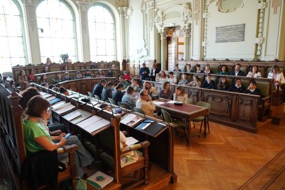 Celebración del Pleno de la Infancia en el Ayuntamiento de Valladolid.- ICAL