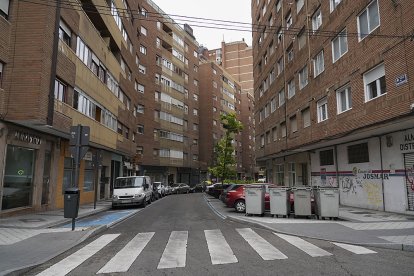 CALLE DE CONDE DE BENAVENTE. J. M. LOSTAU