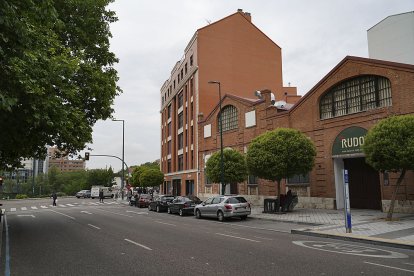 PLAZA DE SAN NICOLÁS. J. M. LOSTAU